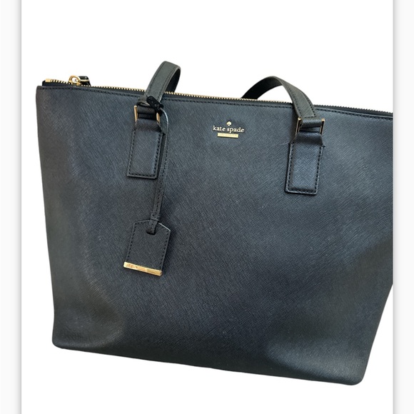 Kate Spade New York Cameron Street Lucie Tote. Black 14”x11”x6” - Picture 4 of 7